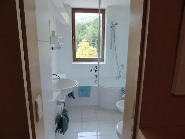 Widderstein Apartment *